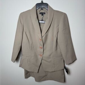 Sweet Suit Tan Skirt Suit Set – Size 8